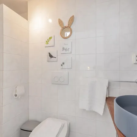 Lot 2* Λάιντεν